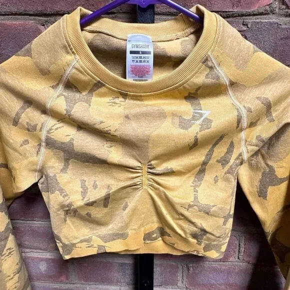 Gymshark ADAPT CAMO SEAMLESS LONG SLEEVE CROP TOP Sz Small NEW - Picture 4 of 8